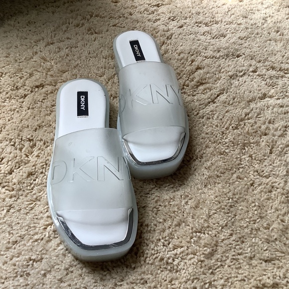 Shoes - Picture 9 of 12